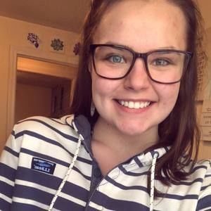 Meet your Posher, Alexis